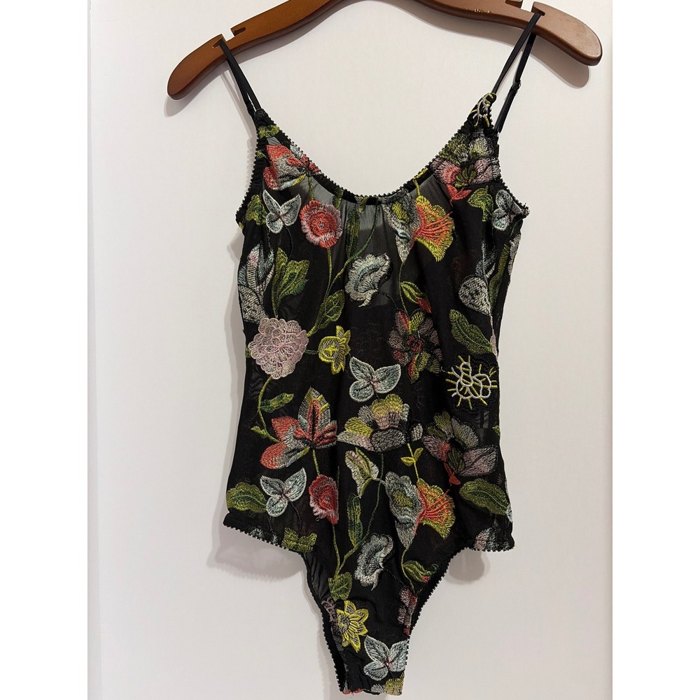 E2 Honey Punch Black Floral Butterfly Embroidered Mesh S V-Neck  Bodysuit Boho